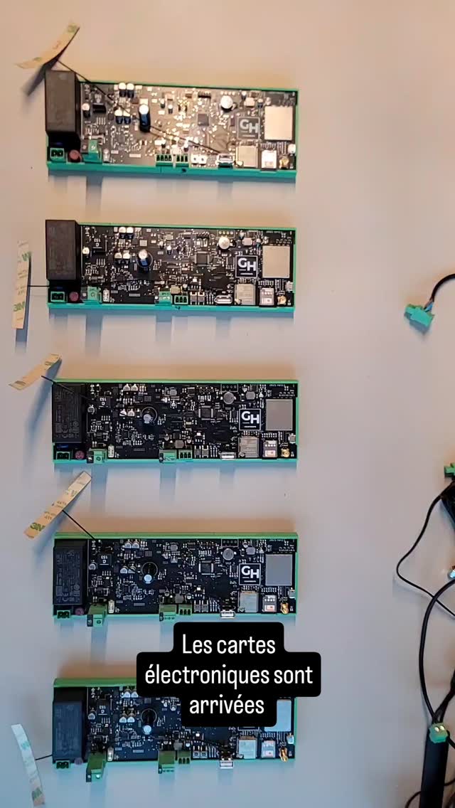 En développement permanent depuis plus de 10ans, voici 5 nouvelles cartes électroniques pour piloter mes appareils photos afin de vous produire du timelapse encore plus qualitatif.
#ghtimelapseyourbestpartnerintimelapse 
#timelapse #suividechantiersenaccelere
#ilovemyjob❤️ 
#randd
Thanks to Sebastien Compagnone de chez aideelectronique
Et Pierre Culot et Olivier Lahaye
@stephanechassi